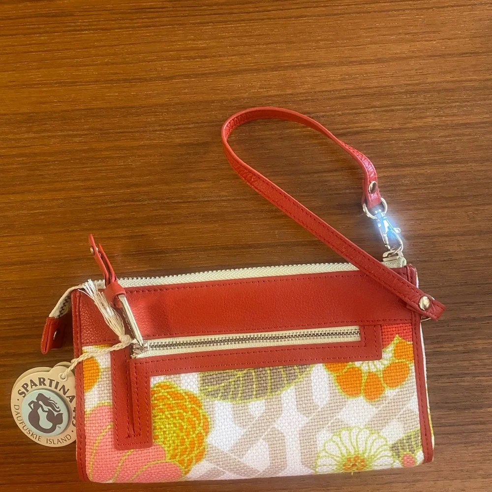 Spartina 449 Red and Pink Floral Wristlet NWT - Picture 2 of 7